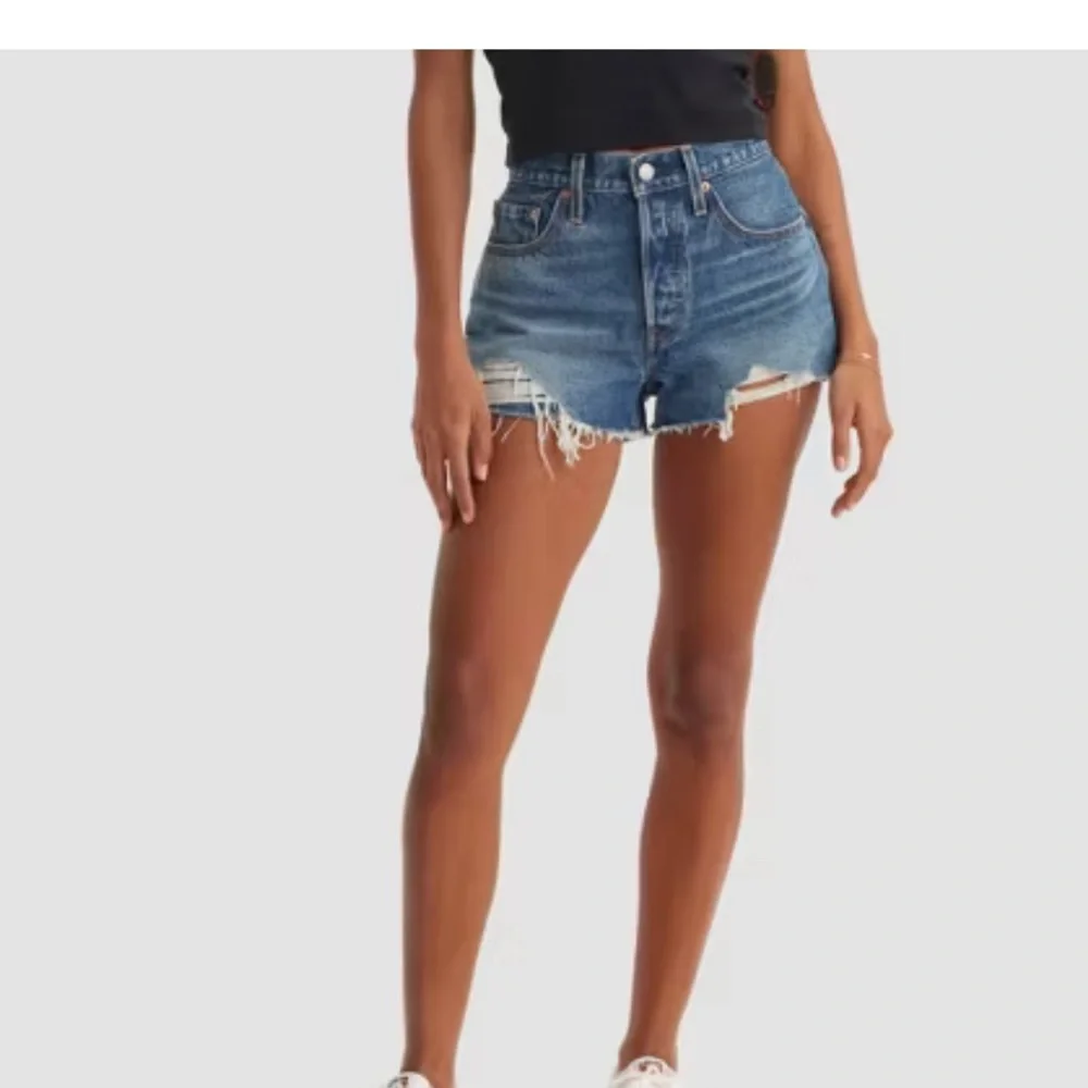 NEW Levi's 501® Original Fit High-Rise Women's Jean Shorts Sz 34